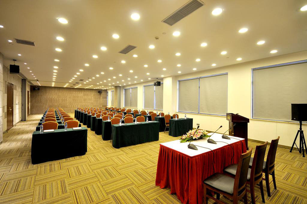 Kingtown Hotel Hongmei Shanghái Exterior foto